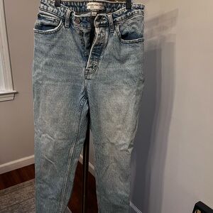 Abercrombie & Fitch “The Dad” CurveLove high-rise 26/2 short